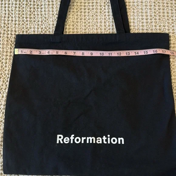 REFORMATION Tote Bag NWOT - Picture 4 of 6